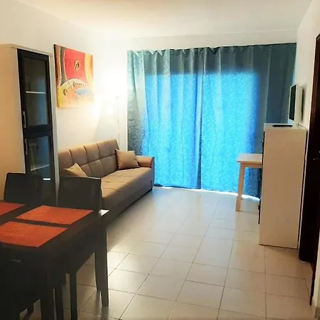 100 Meters From The Beach. * Puerto de Santiago (Tenerife)