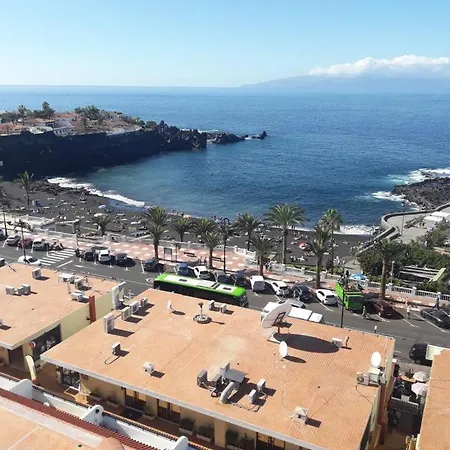 Apartment 100 Meters From The Beach.